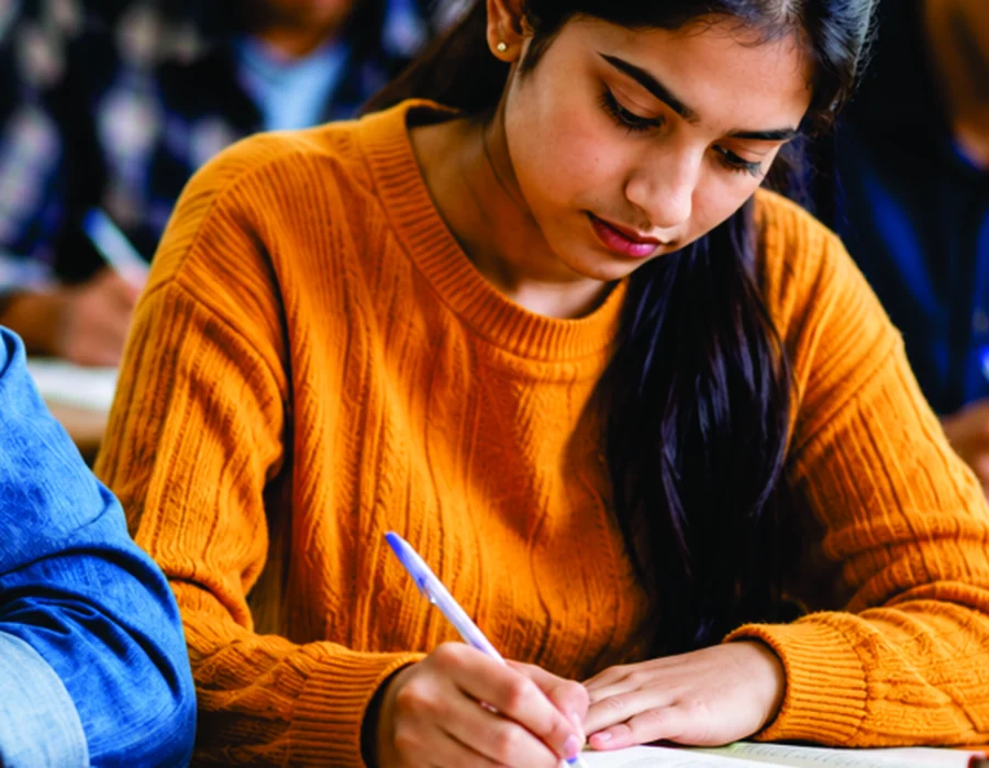 Student preparing for an EXAMI exam